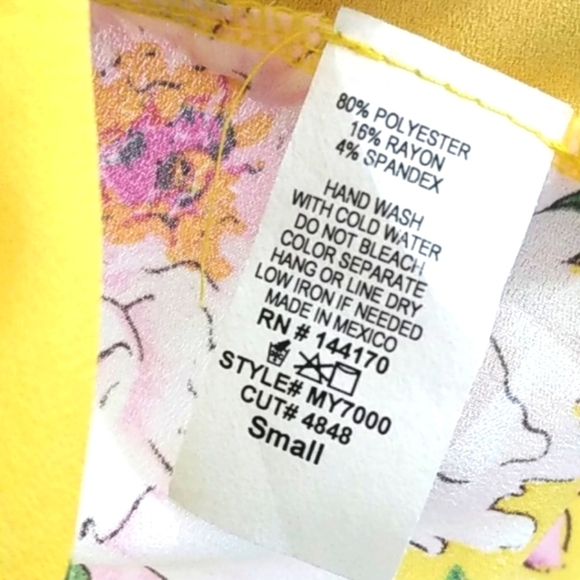 EXCLUSIVE ONE YELLOW FLORAL FLUTTER HEM TANK SZ SM - Picture 9 of 11